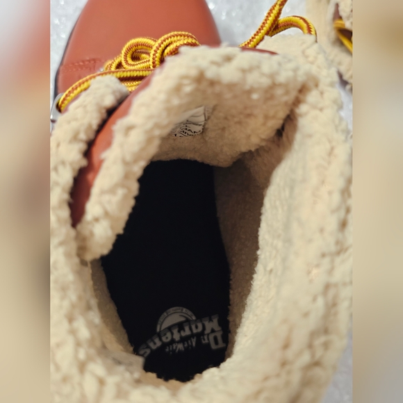 Dr. Martens Burnt Orange Shearling Lined Leather Combat Boots Size 7 - Picture 7 of 16